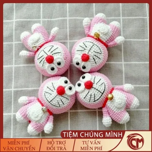 Móc khóa Doraemon đan len