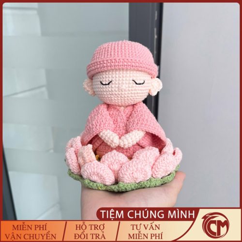 Chú tiểu ngồi thiền đan len Handmade
