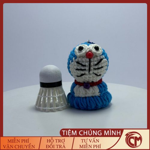 Móc khóa cầu lông Doremon đan len
