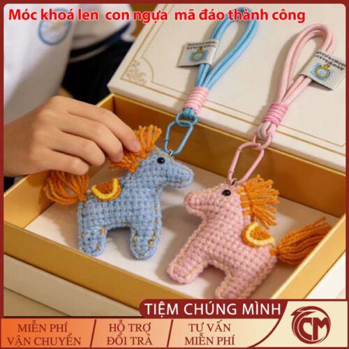 Móc khoá len con ngựa