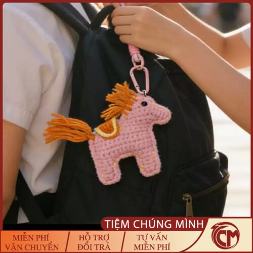 Móc khoá len con ngựa