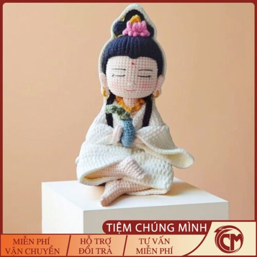 Tượng Quan Thế Âm Bồ Tát đan len